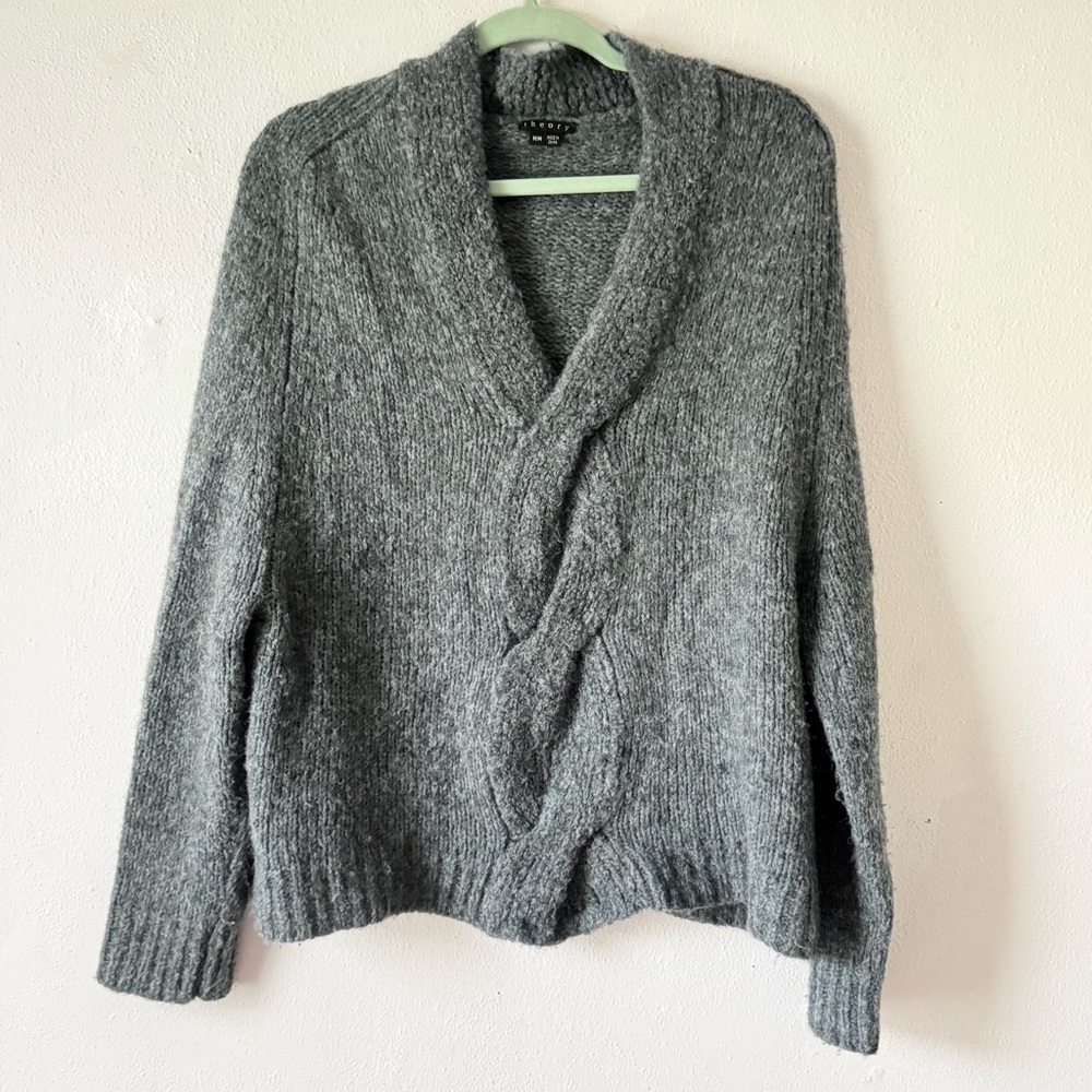 Theory Gray V-Neck Vivini Cable Knit Twist Sweater in Alpaca Wool Sz M - Picture 4 of 12